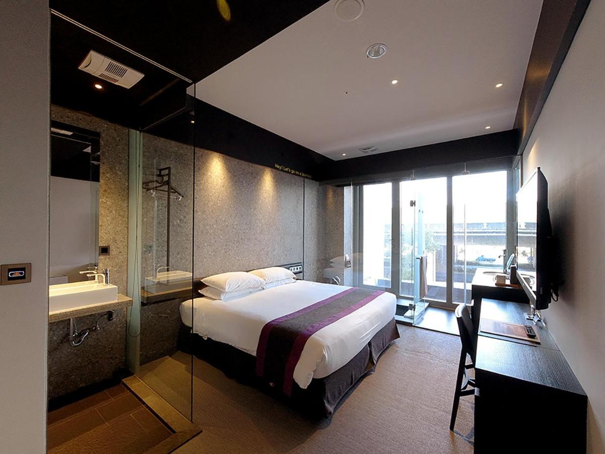Royal Roi Hotel 台中市 エクステリア 写真