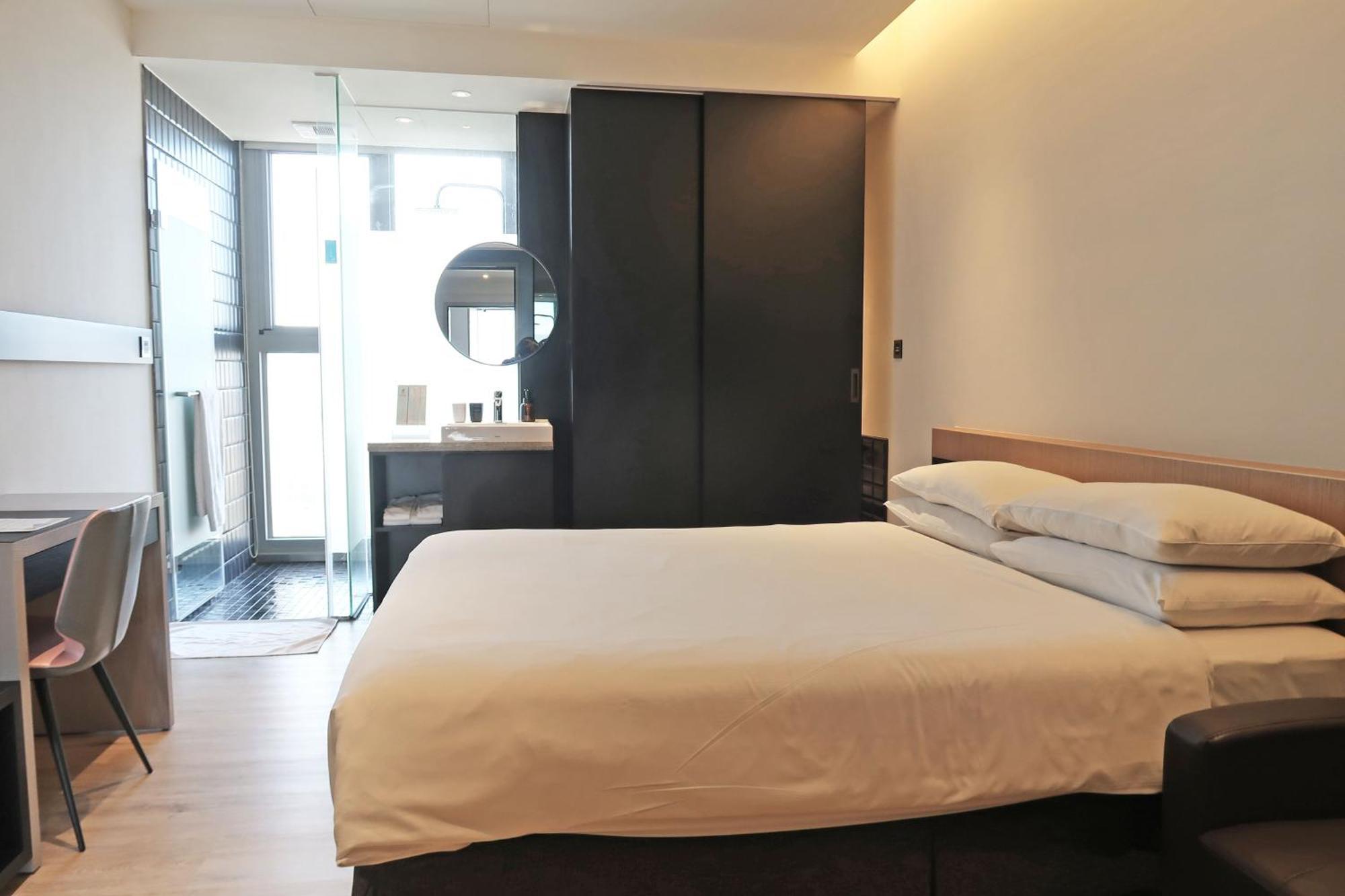 Royal Roi Hotel 台中市 エクステリア 写真